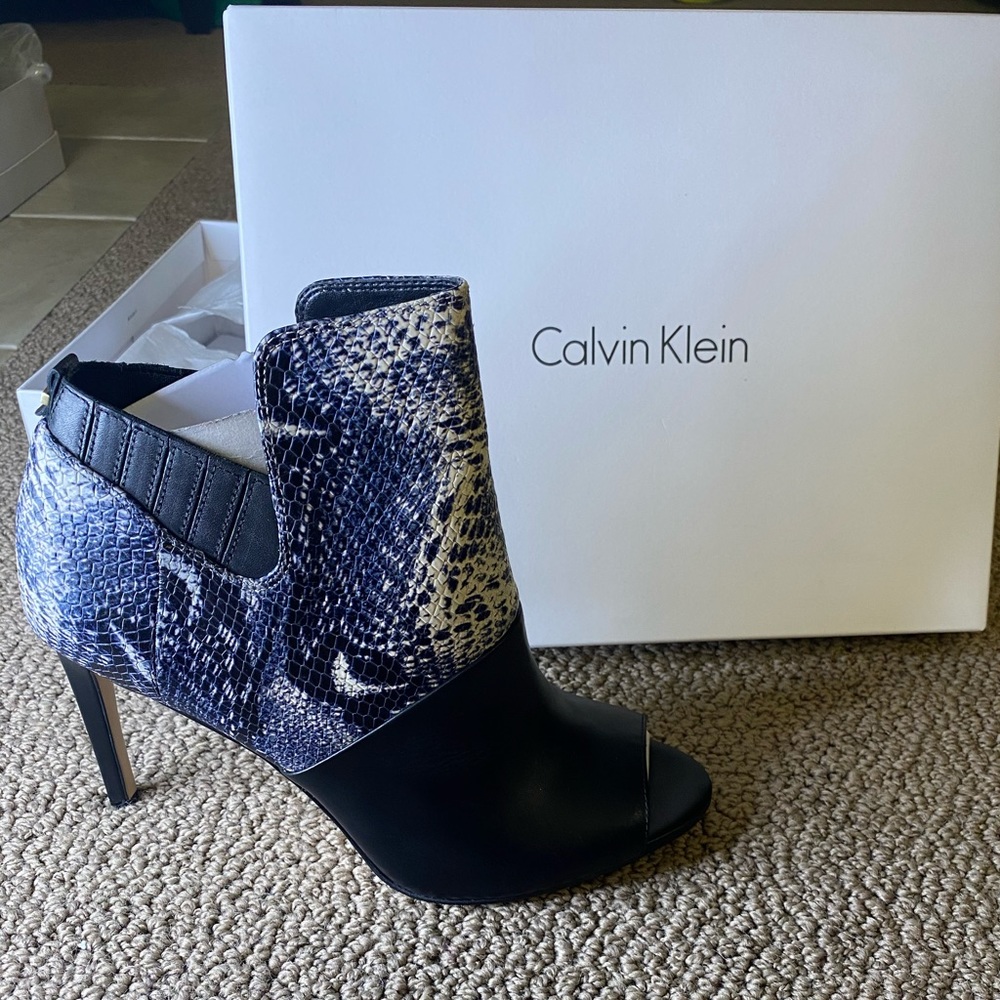 Calvin Klein Sarine Bootie